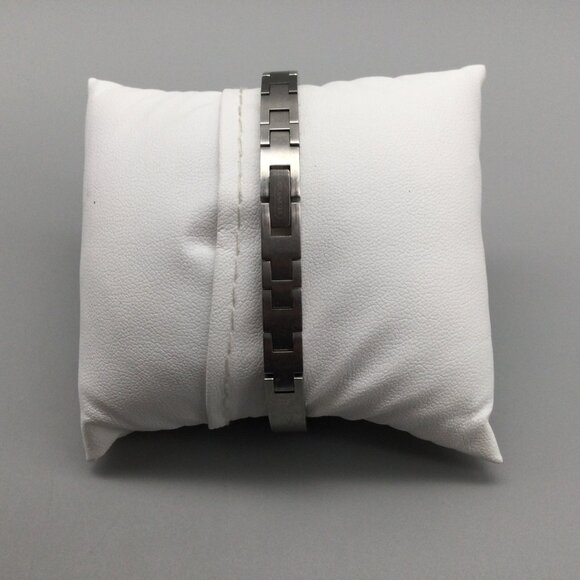 Coach Watch Women 13mm Silver Tone Black Dial Swiss Made New Battery 7" - Picture 3 of 14